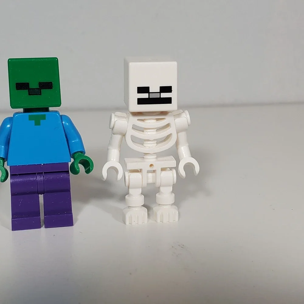 Lego Minecraft Minifigures Lot 6 Figures Steve Alex Skeleton Creeper Pillager